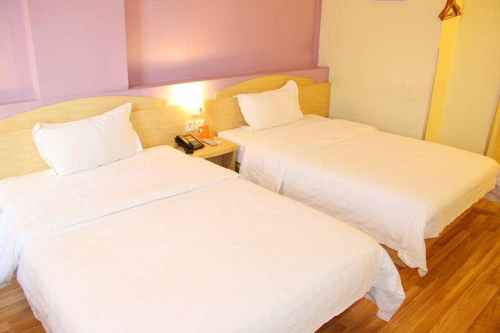7Days Inn Beijing Liujiayao Station Exterior photo